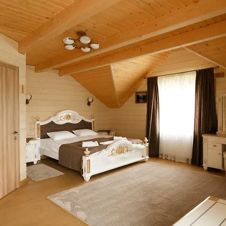 Gutsulwood 山林小屋 *