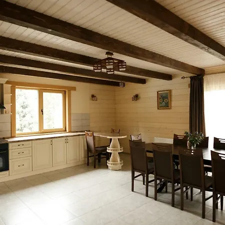 山林小屋 Gutsulwood