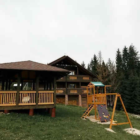 山林小屋 Gutsulwood