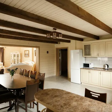 Gutsulwood 山林小屋 亚布卢尼齐亚