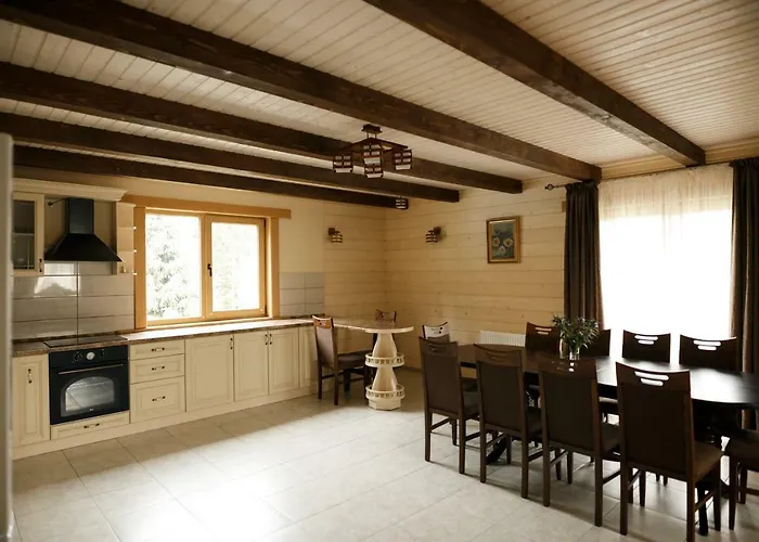 Lodge Gutsulwood